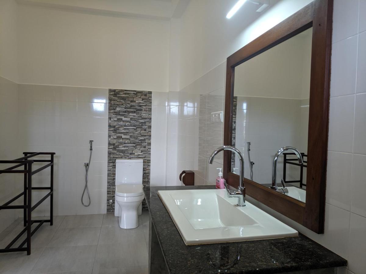 Villa Red Pool Hikkaduwa Exterior foto