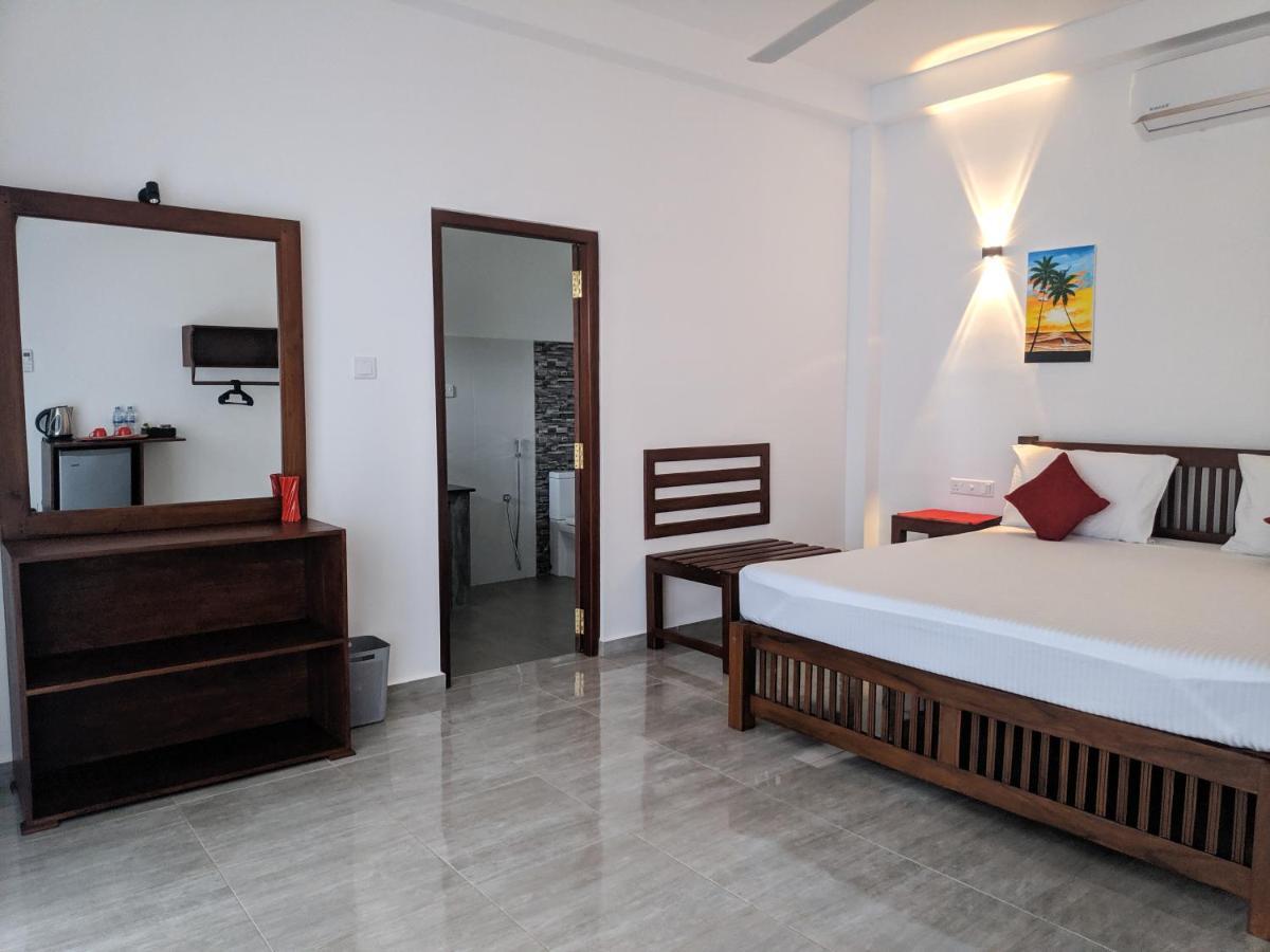 Villa Red Pool Hikkaduwa Exterior foto